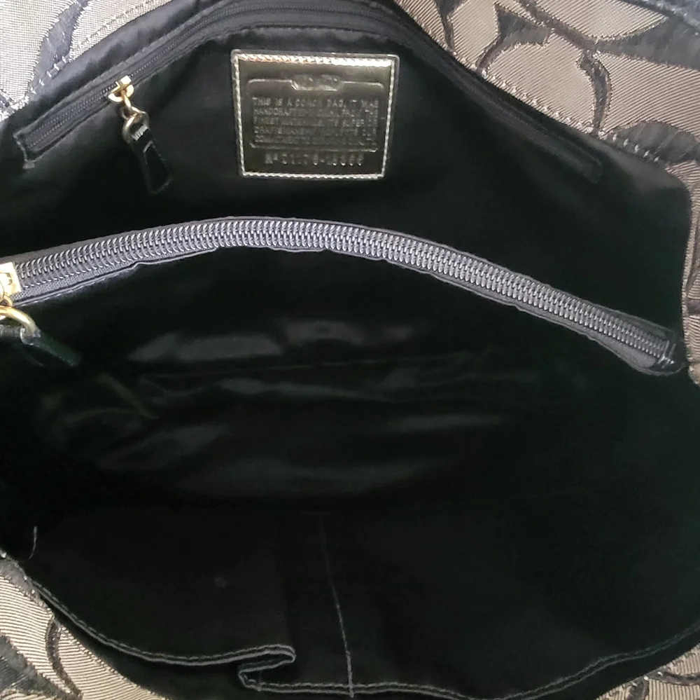 Coach vintage style gold chain pockets shoulder tote bag